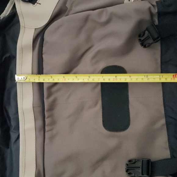 Nike 90s cordura messenger bag tan/cream/black colourway - Picture 16 of 17